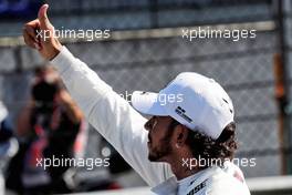 Lewis Hamilton (GBR) Mercedes AMG F1 celebrates his third position in qualifying parc ferme. 29.06.2019. Formula 1 World Championship, Rd 9, Austrian Grand Prix, Spielberg, Austria, Qualifying Day.