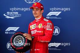 Charles Leclerc (MON) Ferrari receives the Pirelli Pole Position award. 29.06.2019. Formula 1 World Championship, Rd 9, Austrian Grand Prix, Spielberg, Austria, Qualifying Day.