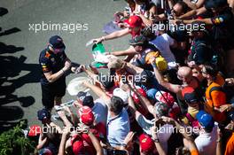 Max Verstappen (NLD) Red Bull Racing signs autographs for the fans. 30.06.2019 Formula 1 World Championship, Rd 9, Austrian Grand Prix, Spielberg, Austria, Race Day.