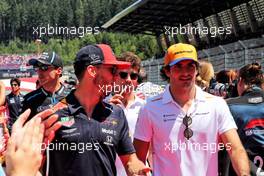(L to R): Pierre Gasly (FRA) Red Bull Racing and Carlos Sainz Jr (ESP) McLaren on the drivers parade. 30.06.2019 Formula 1 World Championship, Rd 9, Austrian Grand Prix, Spielberg, Austria, Race Day.