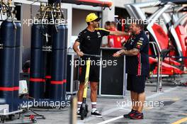 Daniel Ricciardo (AUS) Renault F1 Team on a scooter.  27.06.2019. Formula 1 World Championship, Rd 9, Austrian Grand Prix, Spielberg, Austria, Preparation Day.