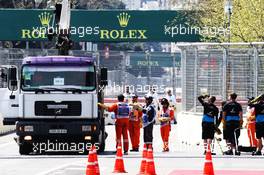 The Williams Racing FW42 of George Russell (GBR) Williams Racing is recovered back to the pits on the back of a truck. 26.04.2019. Formula 1 World Championship, Rd 4, Azerbaijan Grand Prix, Baku Street Circuit, Azerbaijan, Practice Day.
