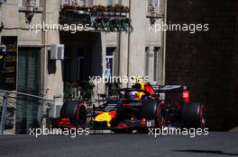 Pierre Gasly (FRA) Red Bull Racing RB15. 27.04.2019. Formula 1 World Championship, Rd 4, Azerbaijan Grand Prix, Baku Street Circuit, Azerbaijan, Qualifying Day.