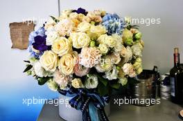 A bouquet of flowers given by the circuit to the Williams Racing team. 27.04.2019. Formula 1 World Championship, Rd 4, Azerbaijan Grand Prix, Baku Street Circuit, Azerbaijan, Qualifying Day.