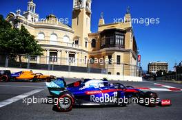 Alexander Albon (THA) Scuderia Toro Rosso STR14. 27.04.2019. Formula 1 World Championship, Rd 4, Azerbaijan Grand Prix, Baku Street Circuit, Azerbaijan, Qualifying Day.
