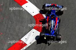 Daniil Kvyat (RUS) Scuderia Toro Rosso STR14. 27.04.2019. Formula 1 World Championship, Rd 4, Azerbaijan Grand Prix, Baku Street Circuit, Azerbaijan, Qualifying Day.