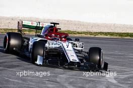 Kimi Raikkonen (FIN) Alfa Romeo Racing C38 spins. 18.02.2019. Formula One Testing, Day One, Barcelona, Spain. Monday.