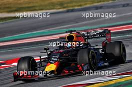 Pierre Gasly (FRA) Red Bull Racing RB15. 21.02.2019. Formula One Testing, Day Four, Barcelona, Spain. Thursday.