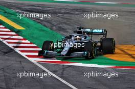 Lewis Hamilton (GBR) Mercedes AMG F1 W10 runs wide. 19.02.2019. Formula One Testing, Day Two, Barcelona, Spain. Tuesday.