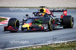 Max Verstappen (NLD) Red Bull Racing RB14. 19.02.2019. Formula One Testing, Day Two, Barcelona, Spain. Tuesday.