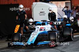 George Russell (GBR) Williams Racing FW42 practices a pit stop. 28.02.2019. Formula One Testing, Day Three, Barcelona, Spain. Thursday.