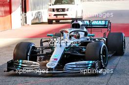 Lewis Hamilton (GBR) Mercedes AMG F1 W10. 26.02.2019. Formula One Testing, Day One, Barcelona, Spain. Tuesday.