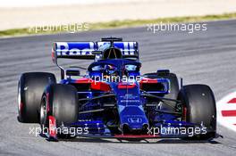 Alexander Albon (THA) Scuderia Toro Rosso STR14. 26.02.2019. Formula One Testing, Day One, Barcelona, Spain. Tuesday.