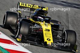 Daniel Ricciardo (AUS) Renault Sport F1 Team RS19. 27.02.2019. Formula One Testing, Day Two, Barcelona, Spain. Wednesday.