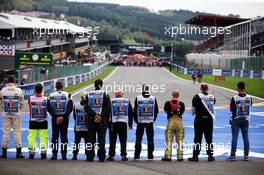 The grid pays tribute to Anthoine Hubert. 01.09.2019. Formula 1 World Championship, Rd 13, Belgian Grand Prix, Spa Francorchamps, Belgium, Race Day.