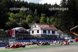 Charles Leclerc (MON) Ferrari SF90 leads at the start of the race. 01.09.2019. Formula 1 World Championship, Rd 13, Belgian Grand Prix, Spa Francorchamps, Belgium, Race Day.