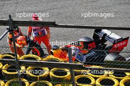 Max Verstappen (NLD) Red Bull Racing RB15 crashed out at the start of the race. 01.09.2019. Formula 1 World Championship, Rd 13, Belgian Grand Prix, Spa Francorchamps, Belgium, Race Day.