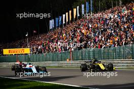 Robert Kubica (POL) Williams Racing FW42 and Daniel Ricciardo (AUS) Renault F1 Team RS19. 01.09.2019. Formula 1 World Championship, Rd 13, Belgian Grand Prix, Spa Francorchamps, Belgium, Race Day.