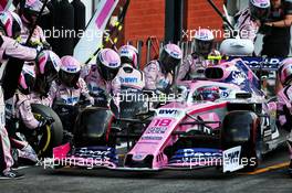Lance Stroll (CDN) Racing Point F1 Team RP19 makes a pit stop. 01.09.2019. Formula 1 World Championship, Rd 13, Belgian Grand Prix, Spa Francorchamps, Belgium, Race Day.