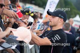 Valtteri Bottas (FIN) Mercedes AMG F1 signs autographs for the fans. 29.08.2019. Formula 1 World Championship, Rd 13, Belgian Grand Prix, Spa Francorchamps, Belgium, Preparation Day.