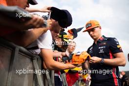 Max Verstappen (NLD) Red Bull Racing signs autographs for the fans. 29.08.2019. Formula 1 World Championship, Rd 13, Belgian Grand Prix, Spa Francorchamps, Belgium, Preparation Day.