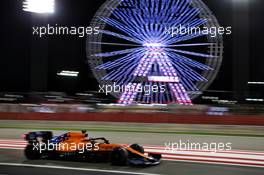 Carlos Sainz Jr (ESP) McLaren MCL34. 29.03.2019. Formula 1 World Championship, Rd 2, Bahrain Grand Prix, Sakhir, Bahrain, Practice Day