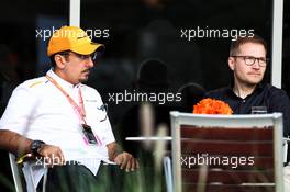 Andreas Seidl, McLaren Managing Director (Right). 29.03.2019. Formula 1 World Championship, Rd 2, Bahrain Grand Prix, Sakhir, Bahrain, Practice Day