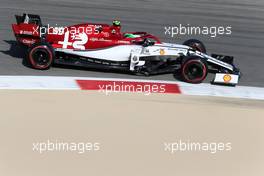Antonio Giovinazzi (ITA), Alfa Romeo Racing  29.03.2019. Formula 1 World Championship, Rd 2, Bahrain Grand Prix, Sakhir, Bahrain, Practice Day