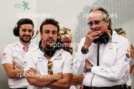 (L to R): Fernando Alonso (ESP) McLaren with Mansour Ojjeh, McLaren shareholder. 29.03.2019. Formula 1 World Championship, Rd 2, Bahrain Grand Prix, Sakhir, Bahrain, Practice Day