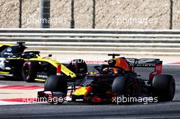 Max Verstappen (NLD) Red Bull Racing RB15. 29.03.2019. Formula 1 World Championship, Rd 2, Bahrain Grand Prix, Sakhir, Bahrain, Practice Day