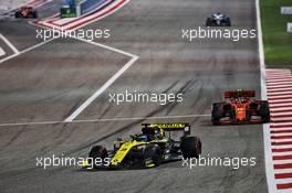 Daniel Ricciardo (AUS) Renault F1 Team RS19. 31.03.2019. Formula 1 World Championship, Rd 2, Bahrain Grand Prix, Sakhir, Bahrain, Race Day.