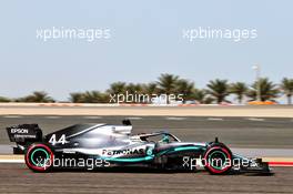 Lewis Hamilton (GBR) Mercedes AMG F1 W10. 30.03.2019. Formula 1 World Championship, Rd 2, Bahrain Grand Prix, Sakhir, Bahrain, Qualifying Day.