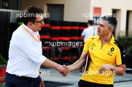 (L to R): Nicholas Tombazis (GRE) FIA Head of Single-Seater Technical Matters with Nick Chester (GBR) Renault F1 Team Chassis Technical Director. 31.03.2019. Formula 1 World Championship, Rd 2, Bahrain Grand Prix, Sakhir, Bahrain, Race Day.