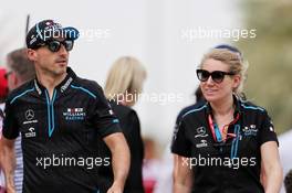 (L to R): Robert Kubica (POL) Williams Racing with Sophie Ogg (GBR) Williams Head of F1 Communications. 31.03.2019. Formula 1 World Championship, Rd 2, Bahrain Grand Prix, Sakhir, Bahrain, Race Day.