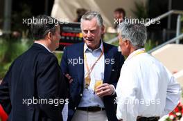 Chase Carey (USA) Formula One Group Chairman and Sean Bratches (USA) Formula 1 Managing Director, Commercial Operations. 31.03.2019. Formula 1 World Championship, Rd 2, Bahrain Grand Prix, Sakhir, Bahrain, Race Day.