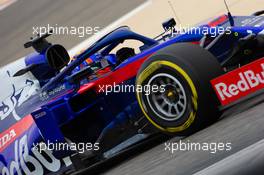 Alexander Albon (THA) Scuderia Toro Rosso STR14. 02.04.2019. Formula One Testing, Sakhir, Bahrain, Tueday.