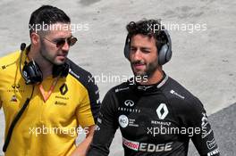 Daniel Ricciardo (AUS) Renault F1 Team on the grid. 17.11.2019. Formula 1 World Championship, Rd 20, Brazilian Grand Prix, Sao Paulo, Brazil, Race Day.