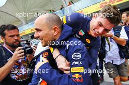Race winner Max Verstappen (NLD) Red Bull Racing celebrates with Gianpiero Lambiase (ITA) Red Bull Racing Engineer. 17.11.2019. Formula 1 World Championship, Rd 20, Brazilian Grand Prix, Sao Paulo, Brazil, Race Day.