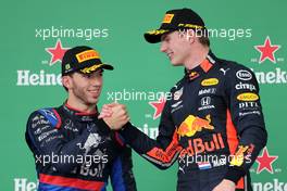 Pierre Gasly (FRA), Scuderia Toro Rosso and Max Verstappen (NLD), Red Bull Racing  17.11.2019. Formula 1 World Championship, Rd 20, Brazilian Grand Prix, Sao Paulo, Brazil, Race Day.