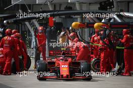 Charles Leclerc (MON) Ferrari SF90  Pit Stop 17.11.2019. Formula 1 World Championship, Rd 20, Brazilian Grand Prix, Sao Paulo, Brazil, Race Day.