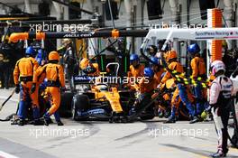 Lando Norris (GBR) McLaren MCL34 makes a pit stop. 17.11.2019. Formula 1 World Championship, Rd 20, Brazilian Grand Prix, Sao Paulo, Brazil, Race Day.