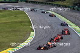 Alexander Albon (THA) Red Bull Racing RB15. 17.11.2019. Formula 1 World Championship, Rd 20, Brazilian Grand Prix, Sao Paulo, Brazil, Race Day.