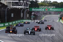 Max Verstappen (NLD), Red Bull Racing and Lewis Hamilton (GBR), Mercedes AMG F1   17.11.2019. Formula 1 World Championship, Rd 20, Brazilian Grand Prix, Sao Paulo, Brazil, Race Day.