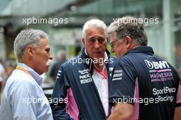 (L to R): Chase Carey (USA) Formula One Group Chairman with Lawrence Stroll (CDN) Racing Point F1 Team Investor and Otmar Szafnauer (USA) Racing Point F1 Team Principal and CEO. 16.11.2019. Formula 1 World Championship, Rd 20, Brazilian Grand Prix, Sao Paulo, Brazil, Qualifying Day.