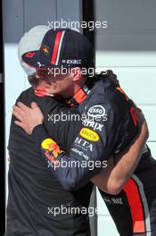 (L to R): Rubens Barrichello (BRA) with Max Verstappen (NLD) Red Bull Racing. 16.11.2019. Formula 1 World Championship, Rd 20, Brazilian Grand Prix, Sao Paulo, Brazil, Qualifying Day.