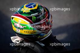 The helmet of Lewis Hamilton (GBR) Mercedes AMG F1. 16.11.2019. Formula 1 World Championship, Rd 20, Brazilian Grand Prix, Sao Paulo, Brazil, Qualifying Day.