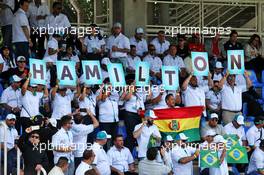 Circuit atmosphere - Lewis Hamilton (GBR) Mercedes AMG F1 fans in the grandstand. 17.11.2019. Formula 1 World Championship, Rd 20, Brazilian Grand Prix, Sao Paulo, Brazil, Race Day.