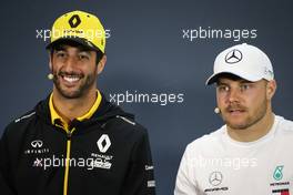 Daniel Ricciardo (AUS), Renault F1 Team and Valtteri Bottas (FIN), Mercedes AMG F1  14.11.2019. Formula 1 World Championship, Rd 20, Brazilian Grand Prix, Sao Paulo, Brazil, Preparation Day.