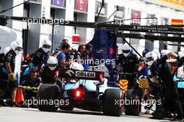 Robert Kubica (POL) Williams Racing FW42 practices a pit stop. 07.06.2019. Formula 1 World Championship, Rd 5, Spanish Grand Prix, Barcelona, Spain, Practice Day.