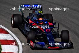 Alexander Albon (THA) Scuderia Toro Rosso STR14. 07.06.2019. Formula 1 World Championship, Rd 5, Spanish Grand Prix, Barcelona, Spain, Practice Day.